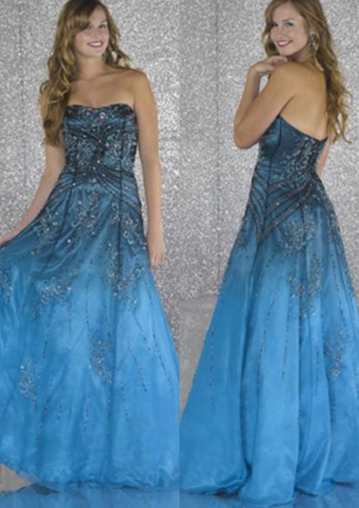 Prom  Dress 700